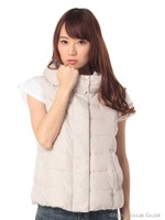 ダウンベスト/ベージュ