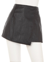 【ANAP】フェイクレザーSK風ショートパンツ/BK