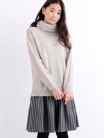 レジメンタルストライプフレアースカート/グレー柄