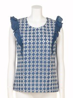 ダンガリーフリル刺繍トップス/ライトブルー