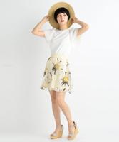 マーガレット柄フレアスカート