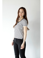 【AZUL by moussy】TC天竺BC切替スリットVネック半袖プルオーバー/柄WHT