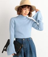 袖フレアハイネックニット