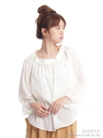 レースハンカチーフ刺繍ギャザーブラウス/ホワイト