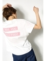 【AZUL by moussy】ARE YOU EXCITED T/WHT