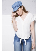 サテン前リボンブラウス/ベージュ(040)