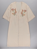 ・ポイント刺繍ロングガウン/ベージュ