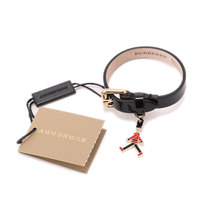 【新品】 エナメルブレスレット [全長]22cm×[巾]1cm , [トップ]1.7×3cm バーバリー y-000601 BURBERRY ブラック系 レディース