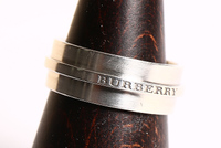 ロゴ刻印シルバーリング シルバー系 指輪 メンズ バーバリー 16257