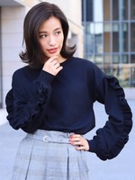 ボリュームスリーブプルオーバー