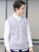 ライオン刺繍ニットベスト