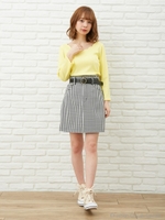 ベルト付き ギンガム 台形 スカート/クロ/オフホワイト