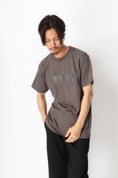 [2018AW 新作アイテム]ボックスロゴクルーネックＴシャツ