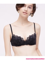 【ふわっふわのわた入りカップが、軽く柔らかくフィット！】ノーブラＢＲＡノーブルフラワー/ブラック