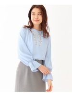 【洗える】ナタリア刺しゅう袖フリルブラウス/サックス(190)