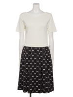 ニット×リボンプリントワンピース/オフ