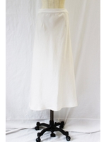マーメイドサテンスカート/ホワイト