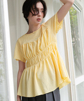 シャーリングペプラムトップス