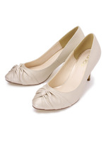 ねじりリボンパンプス