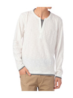 重ね着風ボーダー使いプルオーバー