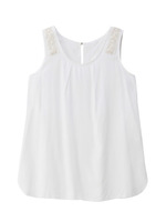 ショルダーデザインノースリーブブラウス