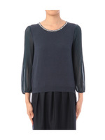 ビジュー使いプリーツ切り替えニット