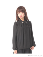 衿パール付きブラウス