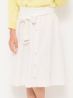 サッシュベルト付きストライプスカート