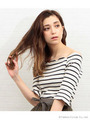 ボーダースカラップベルスリーブトップス/オフホワイト