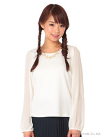 ・フラワーネックレスSETプルオーバー/Ivory