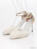 ポインテッドファーサンダル/ホワイト