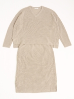 ニットセットアップ/ベージュ