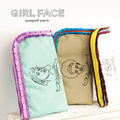 Girl Face エンブロイダリーマルチポーチ