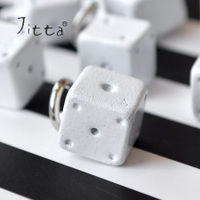 Jitta（ジッタ）アクセサリーチャーム［サイコロ］