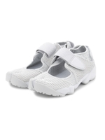 NIKE AIR RIFT BR 847609-002/グレー