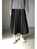 【AZUL by moussy】フェイクレザープリーツスカート/BLK