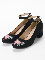 刺繍入ベルト付パンプス/ブラック