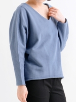 ドルマン裏毛Vネックプルオーバー/ブルー