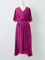 ストライプエンブロイダリーワンピ/BLUE