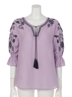 エンブロイダリー５分袖ブラウス/ラベンダー