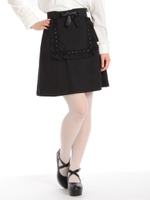 フリルエプロンモチーフ付き台形スカート/ブラック
