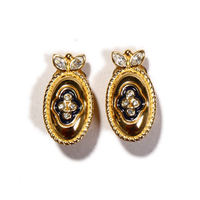 バーバリーズ イヤリング ゴールド系 レディース 個性的なデザインが光る 31641