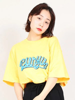 PUNYUS/ロゴプリントTシャツ