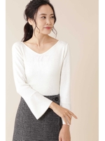 ◆フレアスリーブＶネックニット/ホワイト(030)