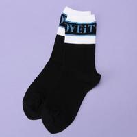 【30%OFF】ロゴ入りラメクルーソックス