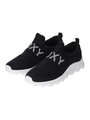 ON THE MOVE/BLK
