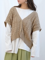 ダブルVネックケーブルニットベスト/ベージュ