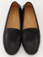 幅が広くらくちんなドライビングシューズ