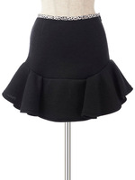 ダンボールニットスカート