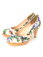 コルクヒールパンプス